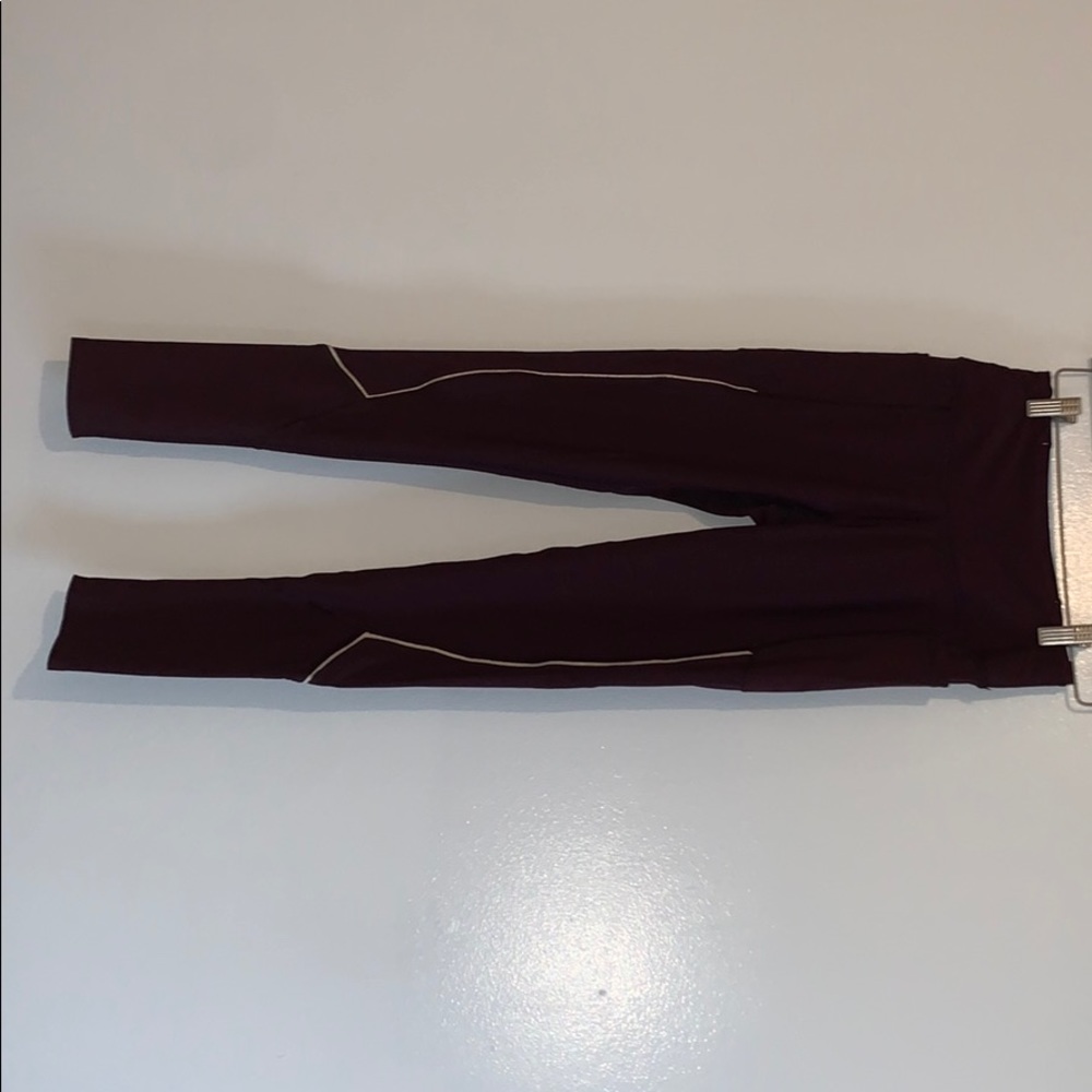 pink vs high waisted leggings